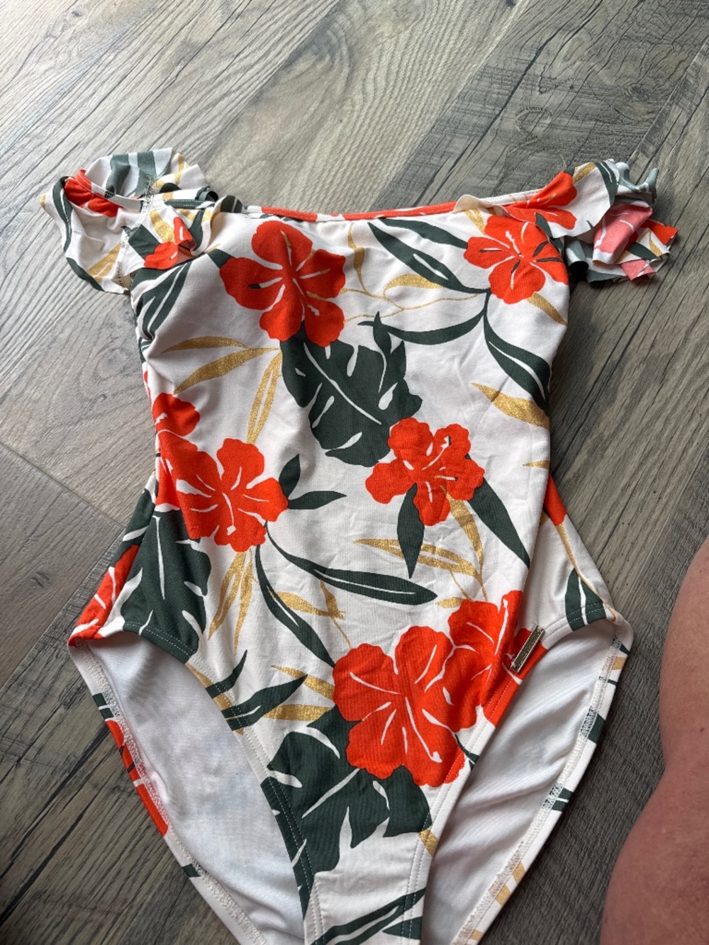 Vince Camuto swim